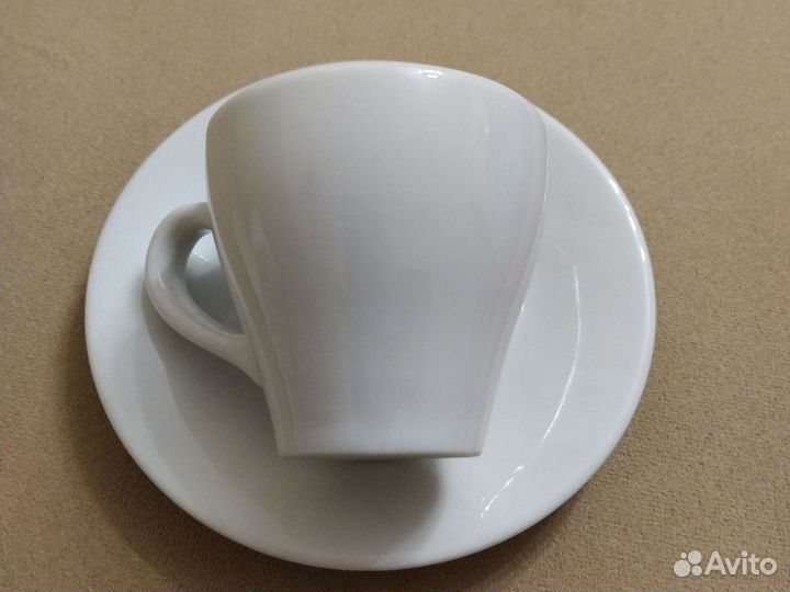 Чашка с блюдцеи