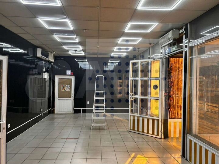 Коммерция 38 м², ремонт, трафик