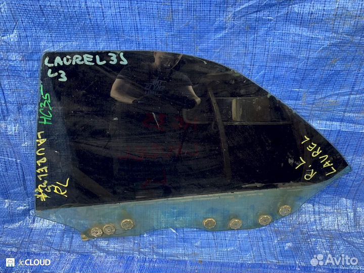 Стекло двери на nissan laurel HC35