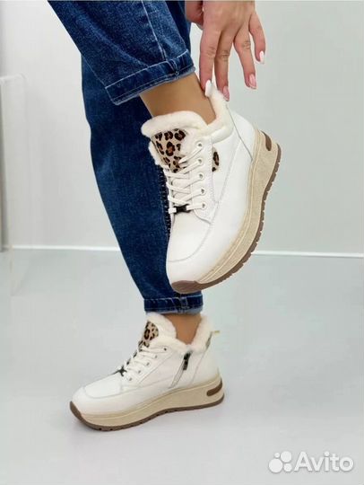 Кроссовки зимние женские