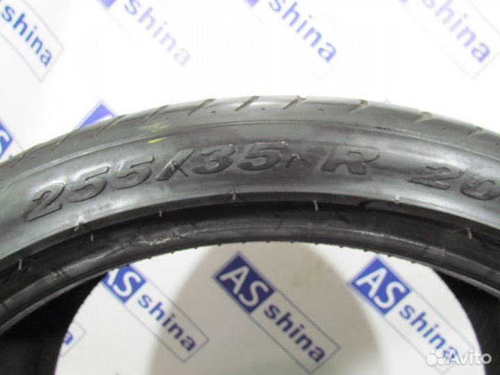 Pirelli P Zero 255/35 R20 89H