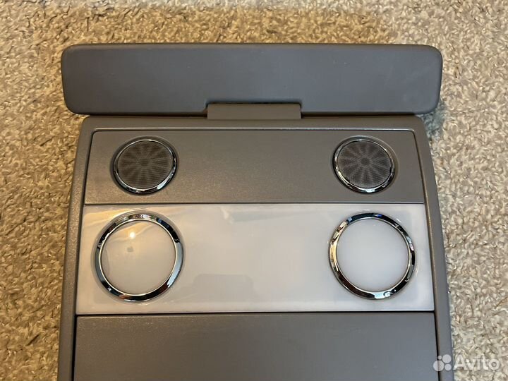 Плафон салона с очечником на touareg 7L0 868 403