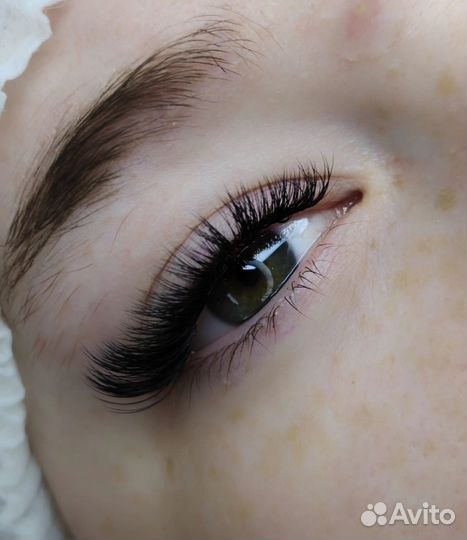 Наращивания и ламинирование ресниц