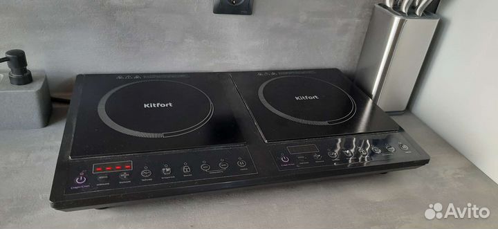 Индукционная настольная плита Kitfort