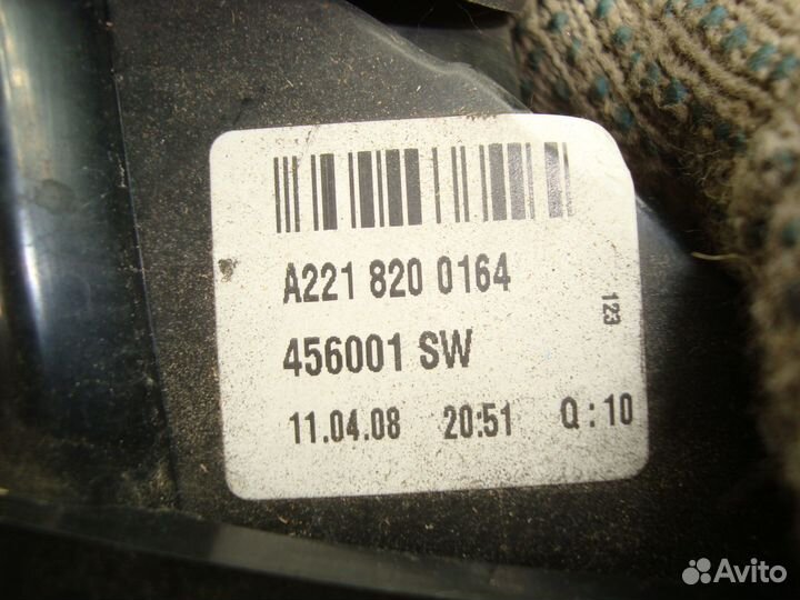 Фонарь задний левый W221 A2218200164