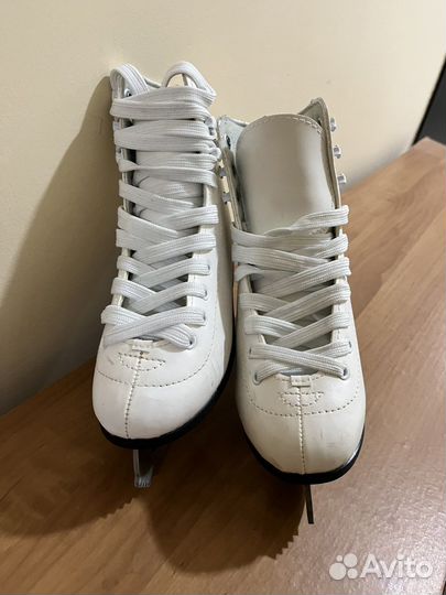 Коньки детские 33 размер