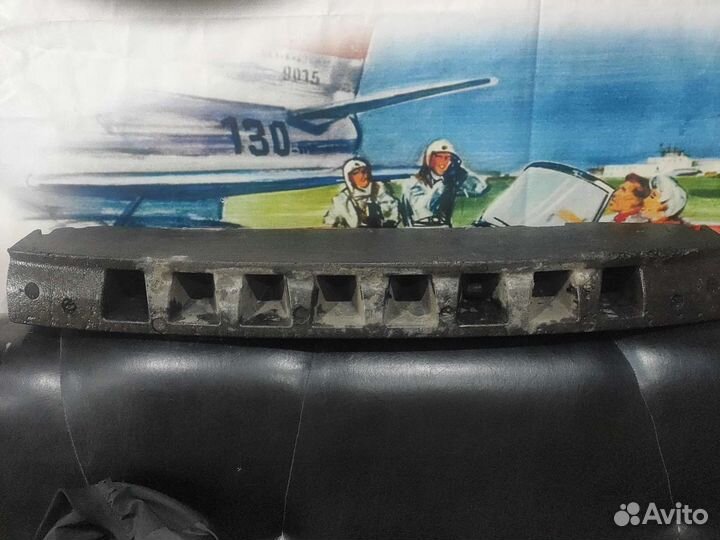 Абсорбер заднего бампера поло седан 2011