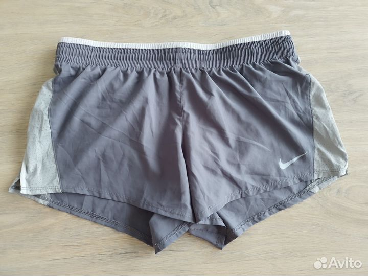 Легкие шорты Nike DRI FIT оригинал 44 46