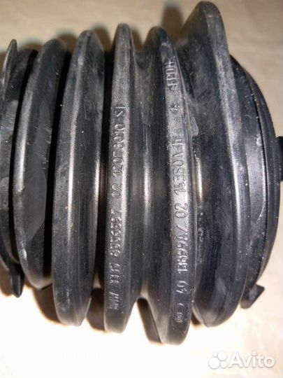 BMW гофрированный кожух 33358556597