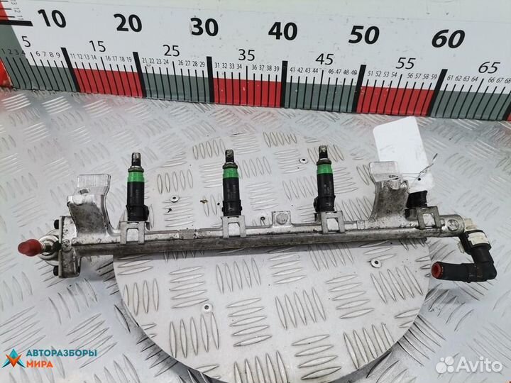 Форсунка Ford Focus рест. 2004 1111849