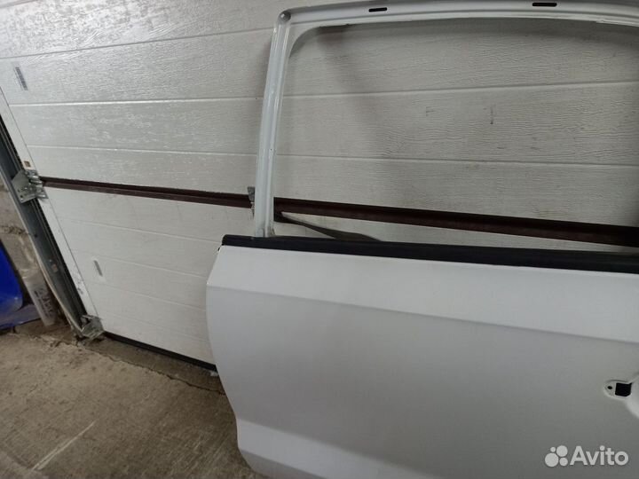 Дверь задняя левая Volkswagen Polo V (2009—2015)