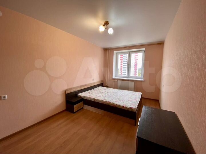 2-к. квартира, 64 м², 10/19 эт.