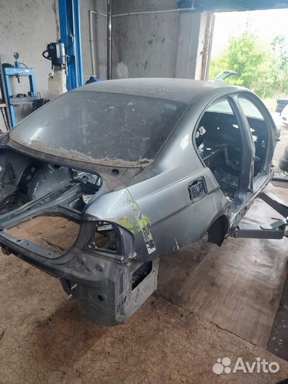 Заднее крыло, порог, четверть BMW E90 бмв