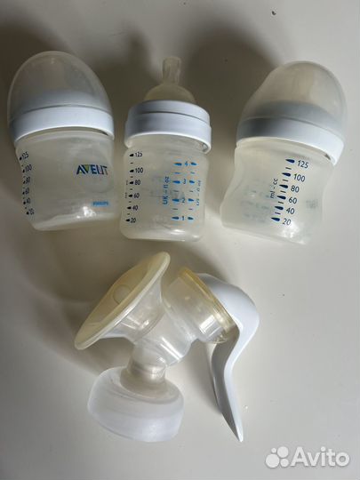 Молокоотсос ручной avent + 3 бутылочки avent
