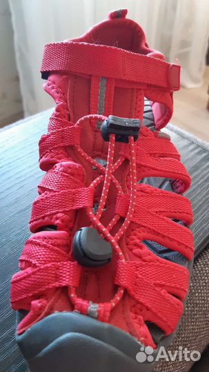 Сандали фирменные