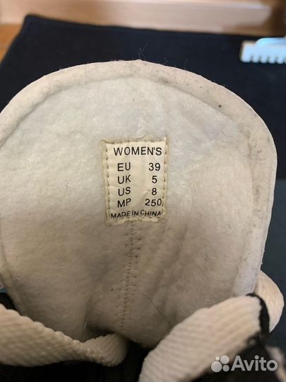 Фигурные коньки Roces