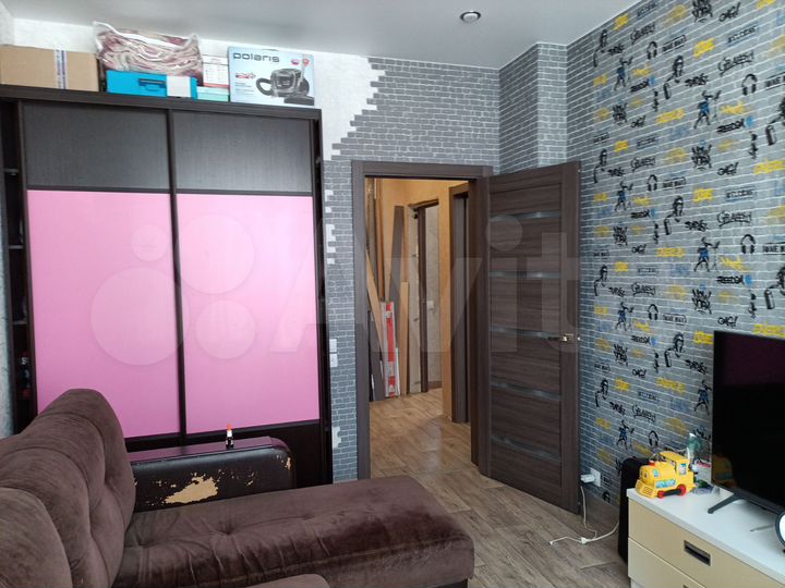 3-к. квартира, 63 м², 1/4 эт.