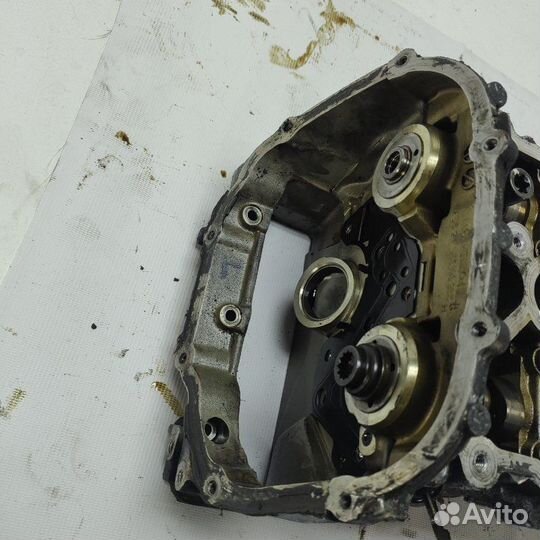 Головка блока цилиндров левая Audi A6 BDW 2004