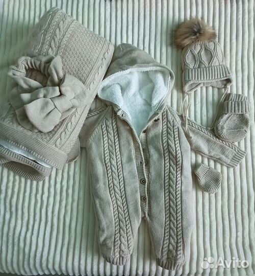 Комплект на выписку для двойни