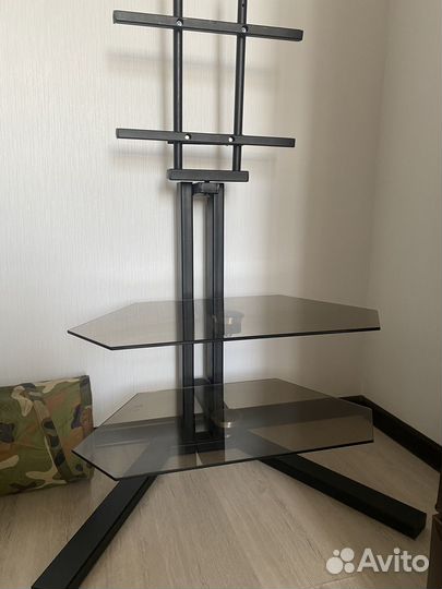 Тумба под телевизор угловая