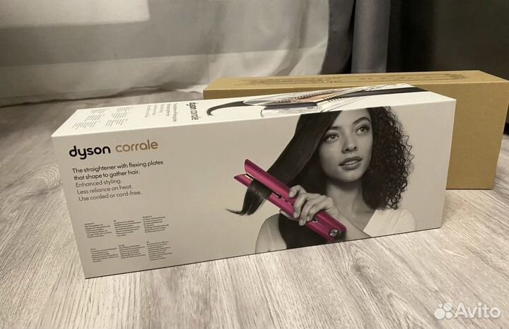 Выпрямитель для волос Dyson HS03