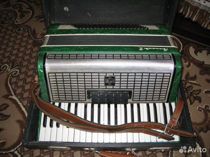 Аккордеон Восход 2