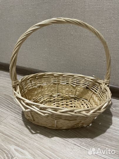 Корзина плетеная