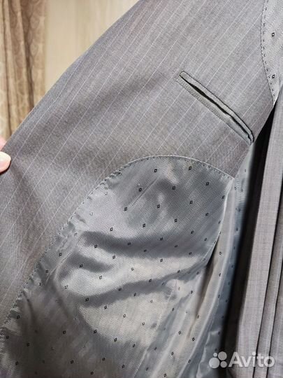 Продаю мужской брючный костюм