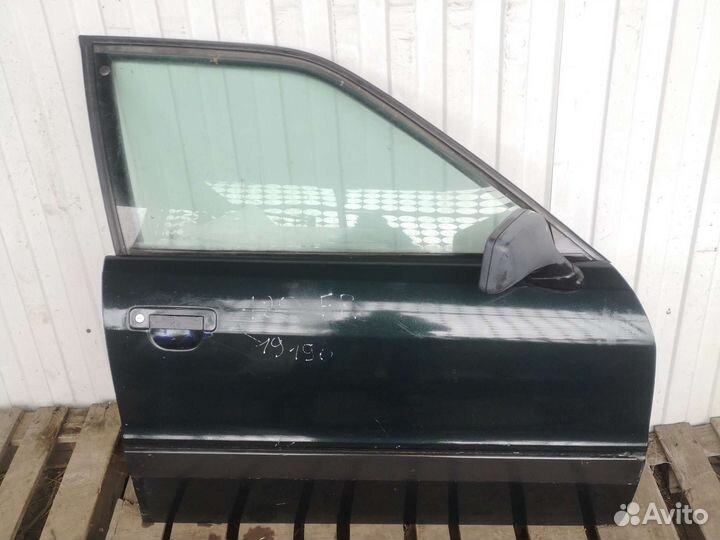 Дверь передняя правая Audi 80B3