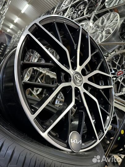 Диски литые R18 5*114.3 Hre черные Toyota Kia