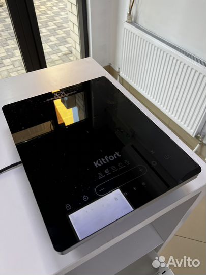 Инфракрасная плита Kitfort кт-153