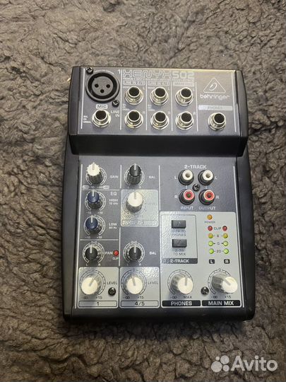 Behringer микшер пульт