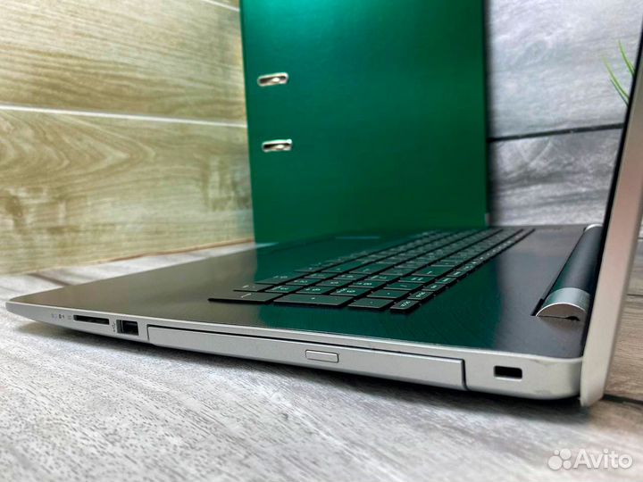 Ноутбук HP AMD A10/Radeon