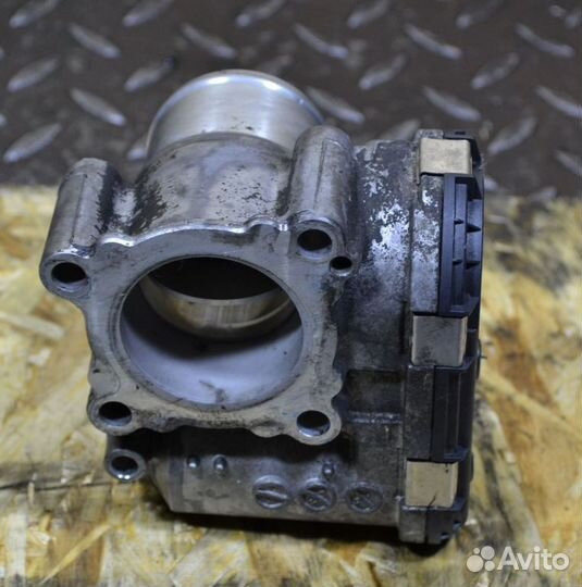 Заслонка дроссельная Renault Колеос 2.0 dCI M9R