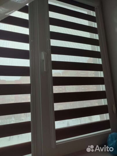 Жалюзи и рулонные шторы на окна
