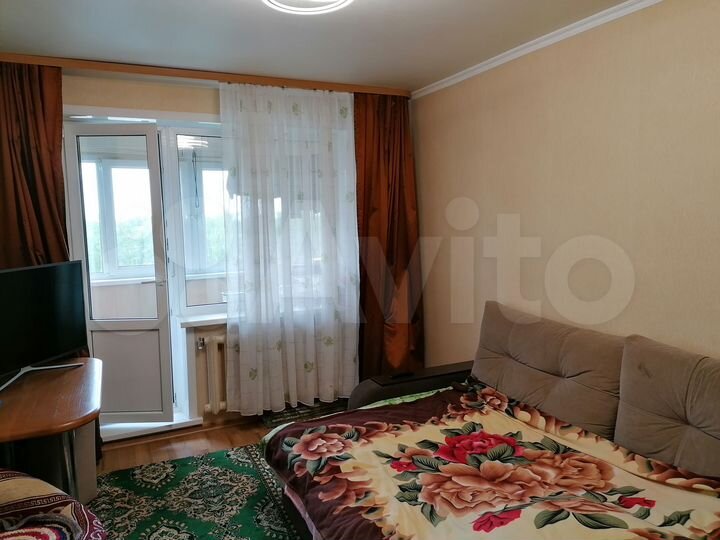 2-к. квартира, 51 м², 8/10 эт.