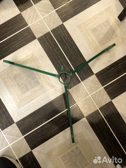 Подставка для живой елки