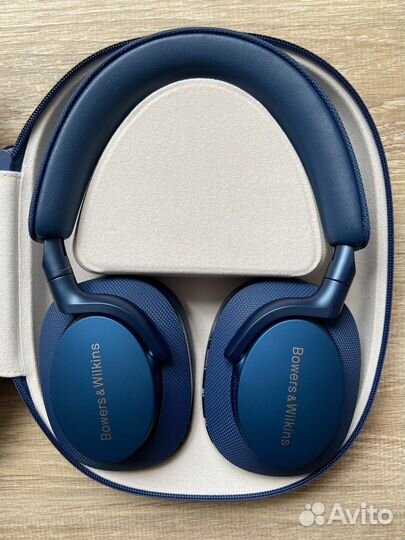Bowers & Wilkins PX7 S2