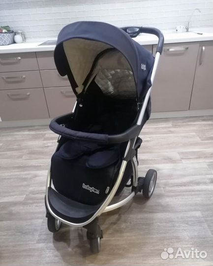 Коляска прогулочная