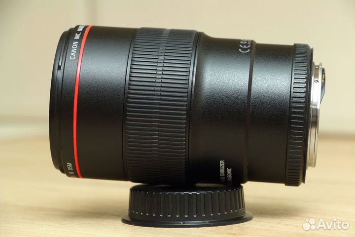 Canon EF 100mm f/2.8L Macro IS USM