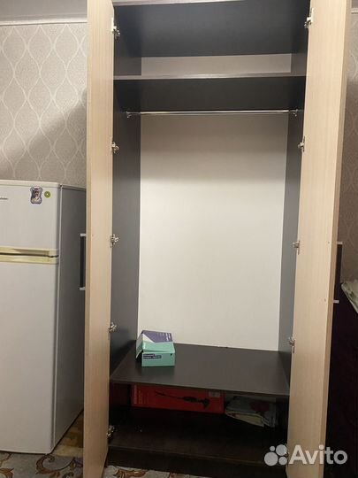 Шкаф