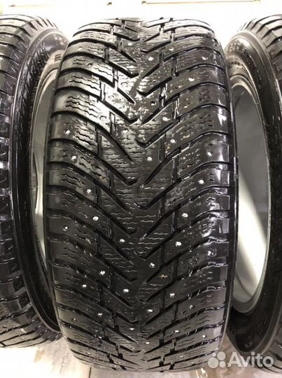Nokian Tyres Hakkapeliitta 8 SUV 255/50 R19