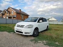 Toyota Ipsum 2.4 AT, 2003, 370 000 км, с пробегом, цена 750 000 руб.