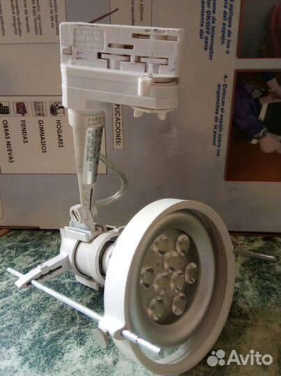 Металлогалогеновые трековые светильники, диодные т