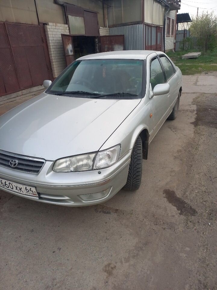 Toyota Camry Gracia