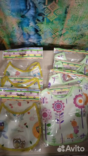 Слюнявчики новые