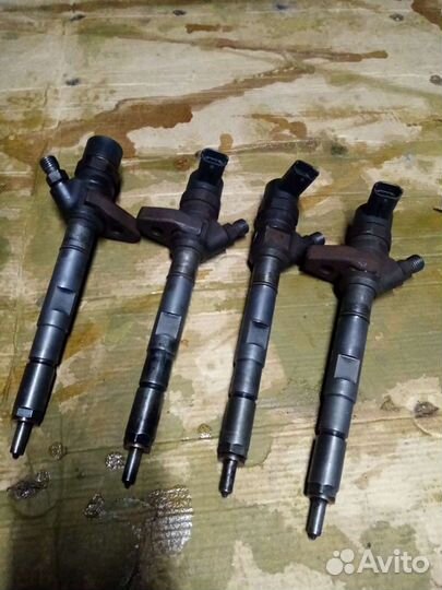 Форсунка топливная б. у. 338004A600 Hyundai. Киа