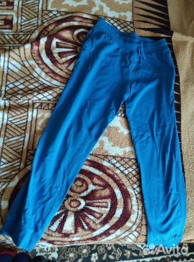 Спортивные брюки