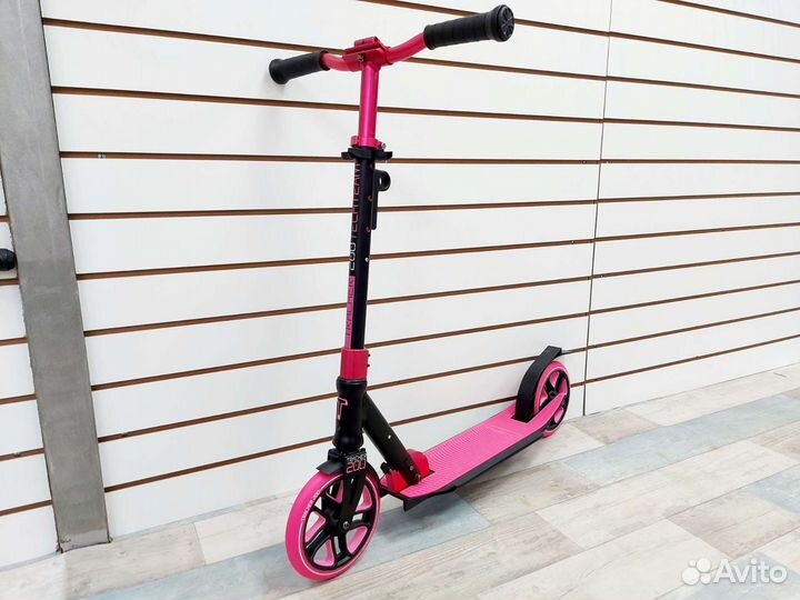 Самокат двухколесный тт Tracker 200 розовый