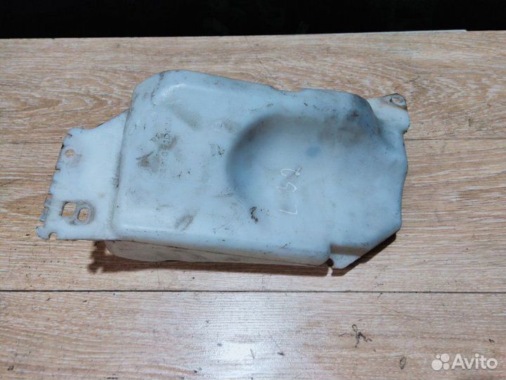 Бачок омывателя Nissan Qashqai Vi 2008